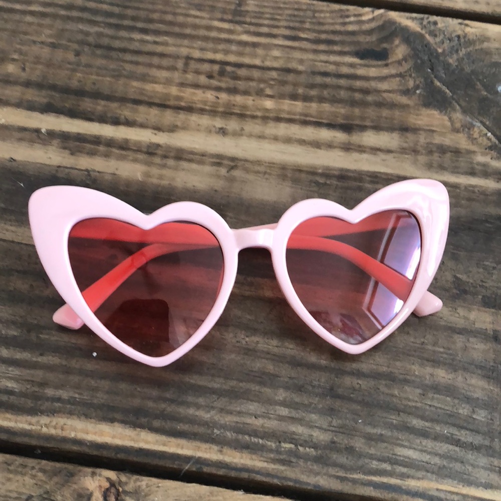 Pink heart cat eye sunglasses